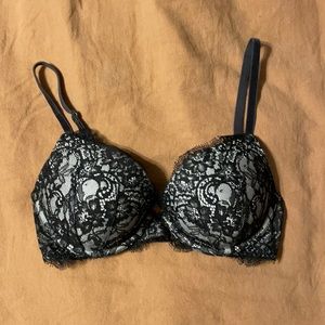 Victoria Secret padded/push up bra